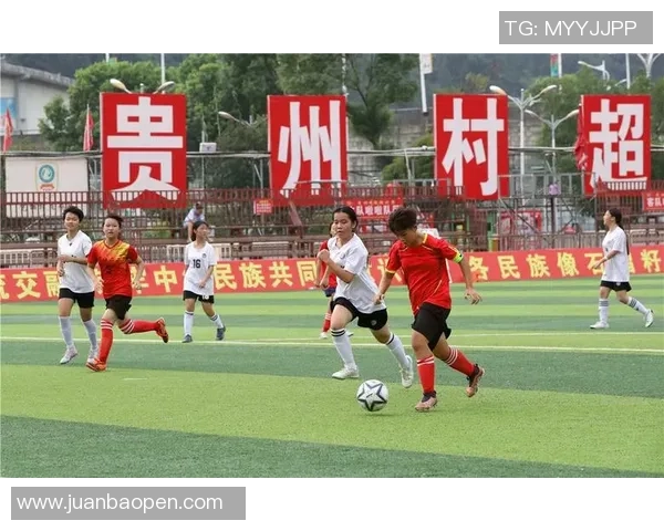 女子足球明星风采尽显她们在绿茵场上的魅力与坚持